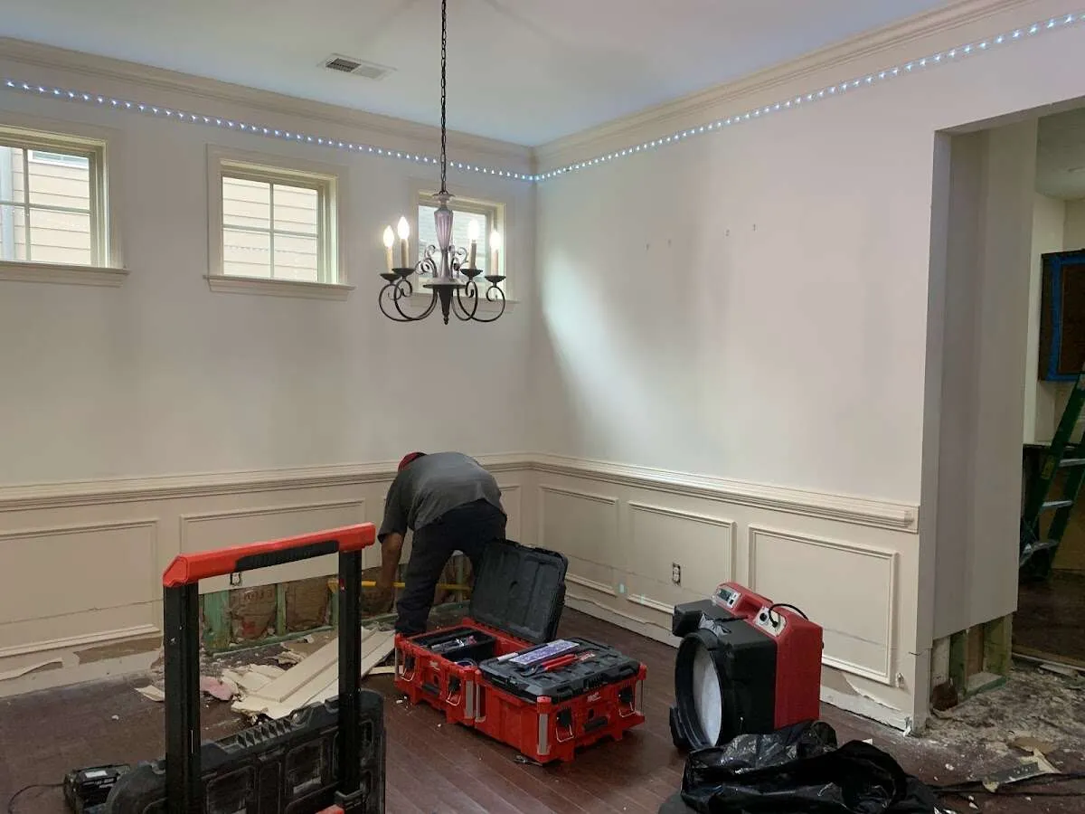 Restoration technician with professional equipment in Georgetown